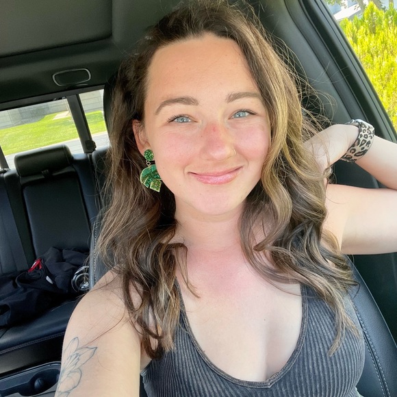 Meet your Posher, Brittany - Picture 1 of 1